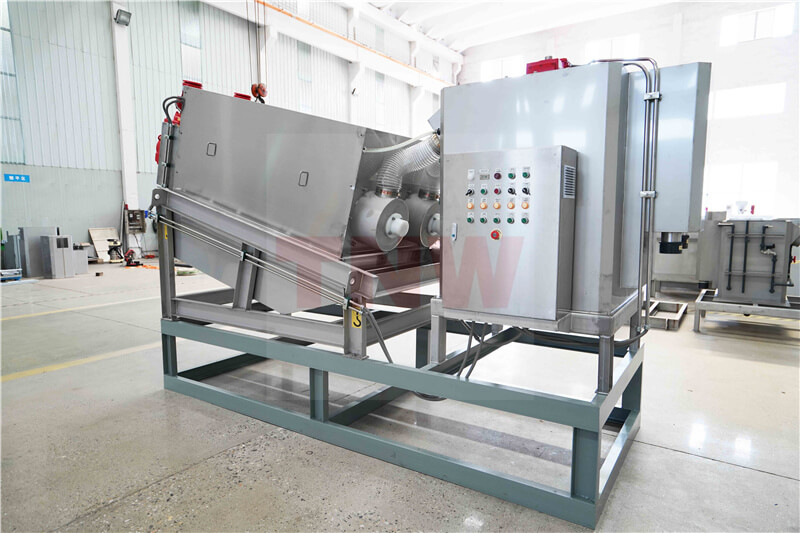 疊螺式污泥脫水機的主要優點